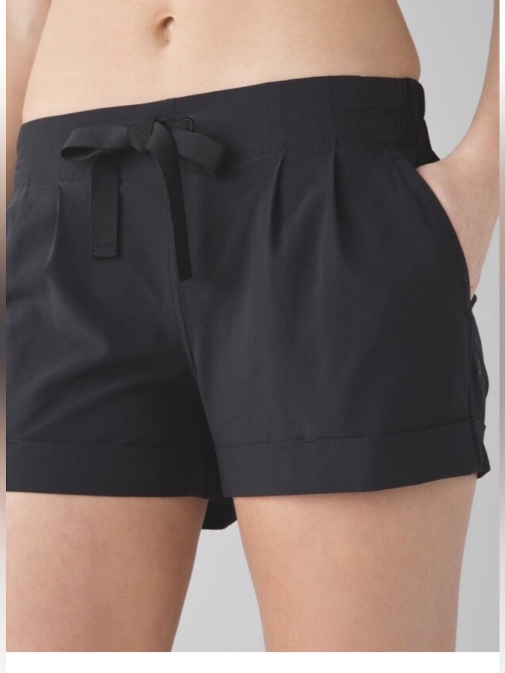 Lululemon Spring Break Away Shorts 12